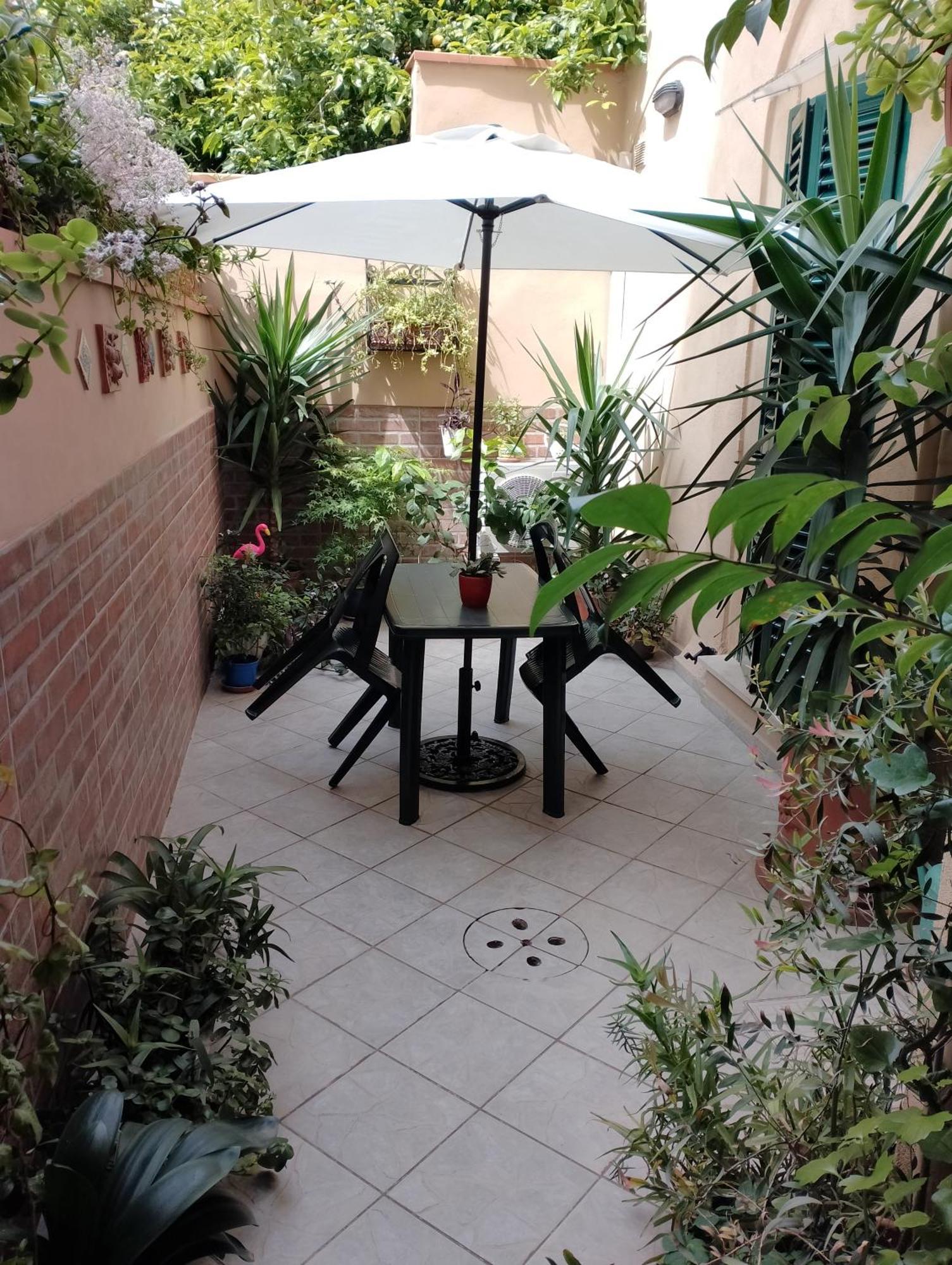 Il Piccolo Eden - Private Garden Appartement Livorno Buitenkant foto
